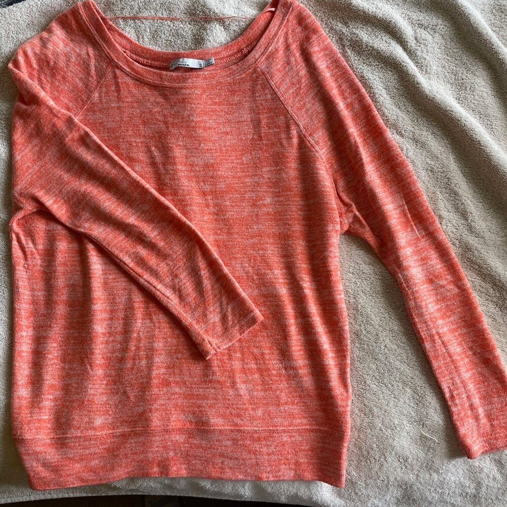 Prana Womens Geovine Coral color Sweatshirt Small